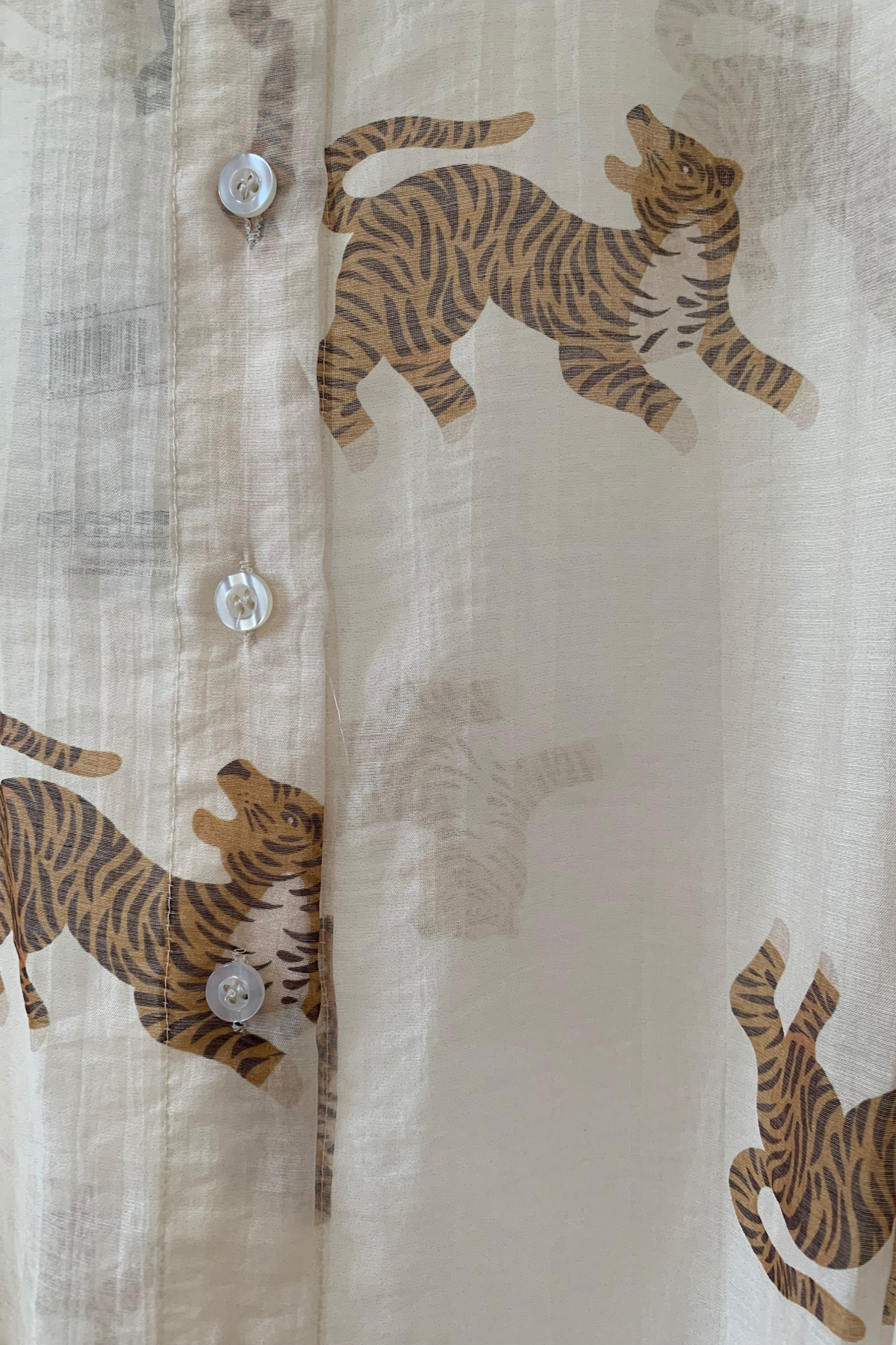 Have One Bluse Tiger transparent