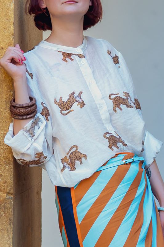 Have One Bluse Tiger transparent